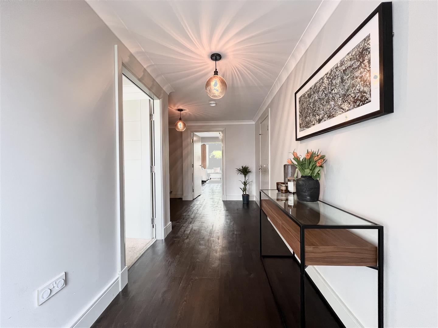 Mcguire Gate, Bothwell, Glasgow Residence Estate Agents